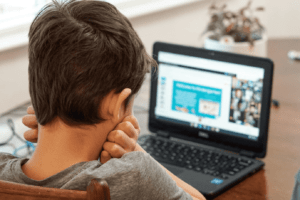 A student preparing for an assessment online