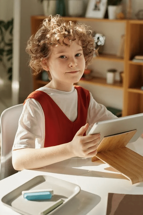 A lower school student taking an online class