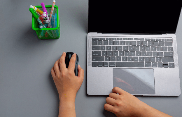 a child attending online school in Pakistan