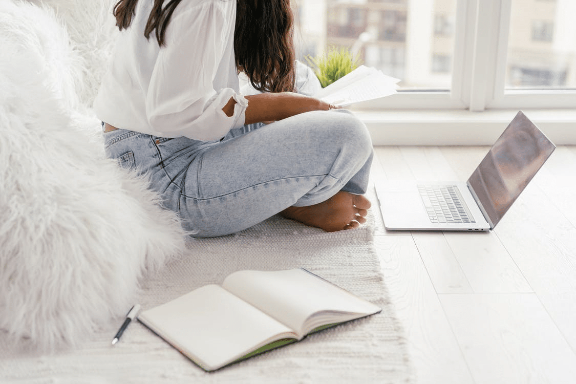 a high school student attending online school in Durban