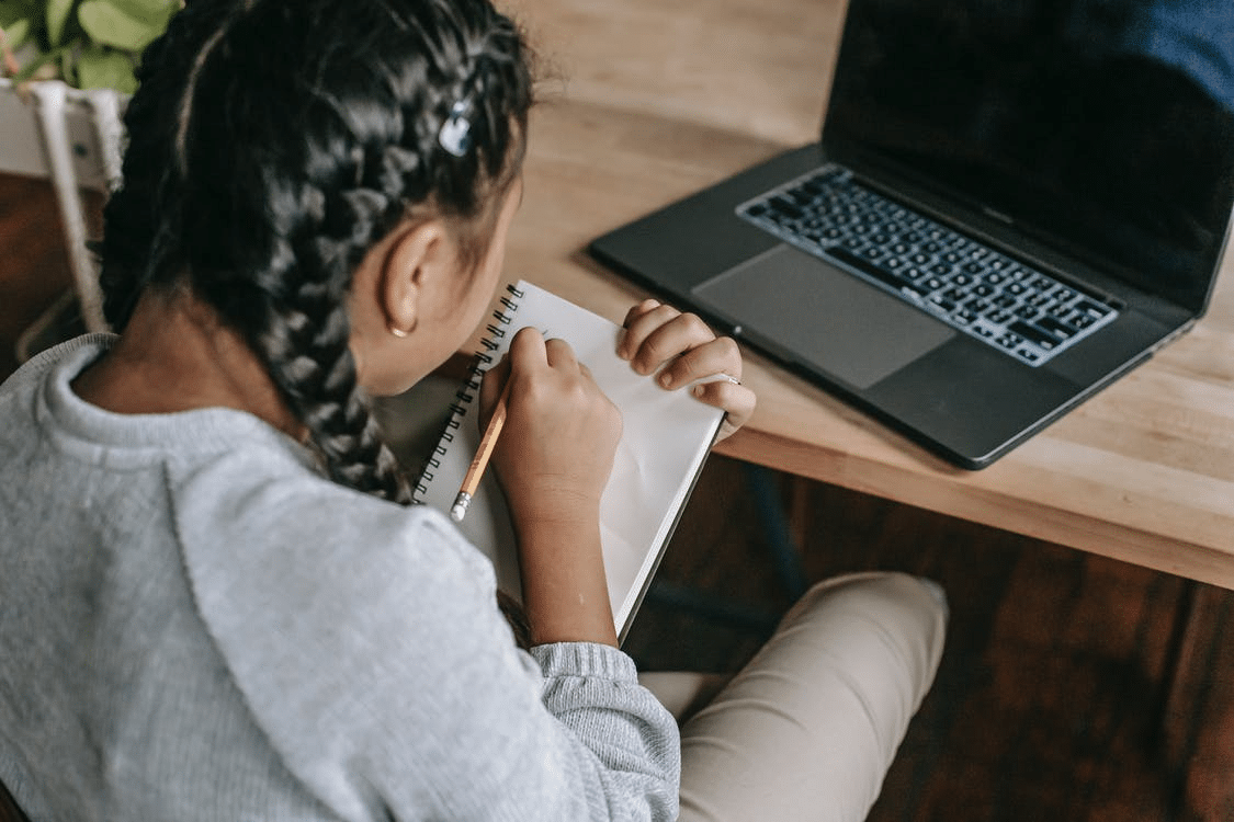 a student attending online school in New Delhi