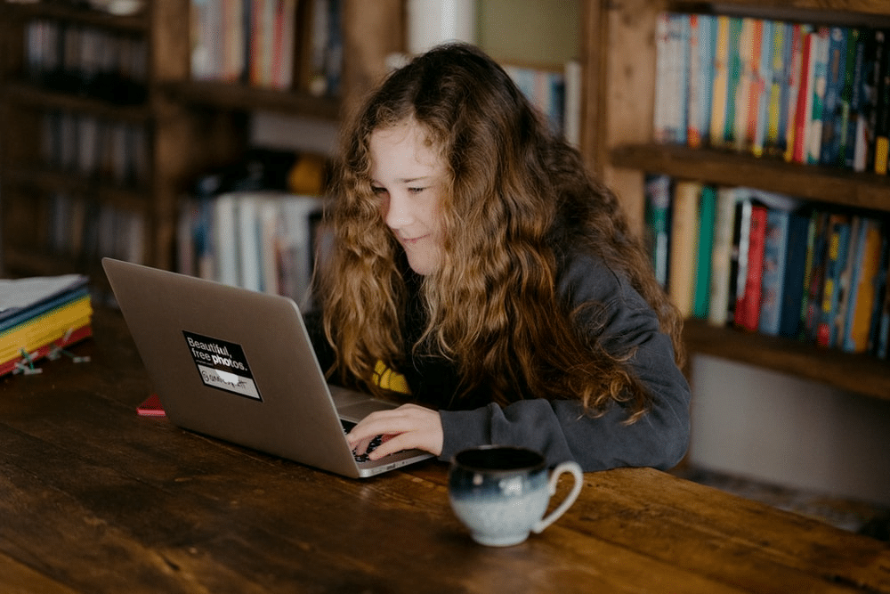  a student checking her grades online